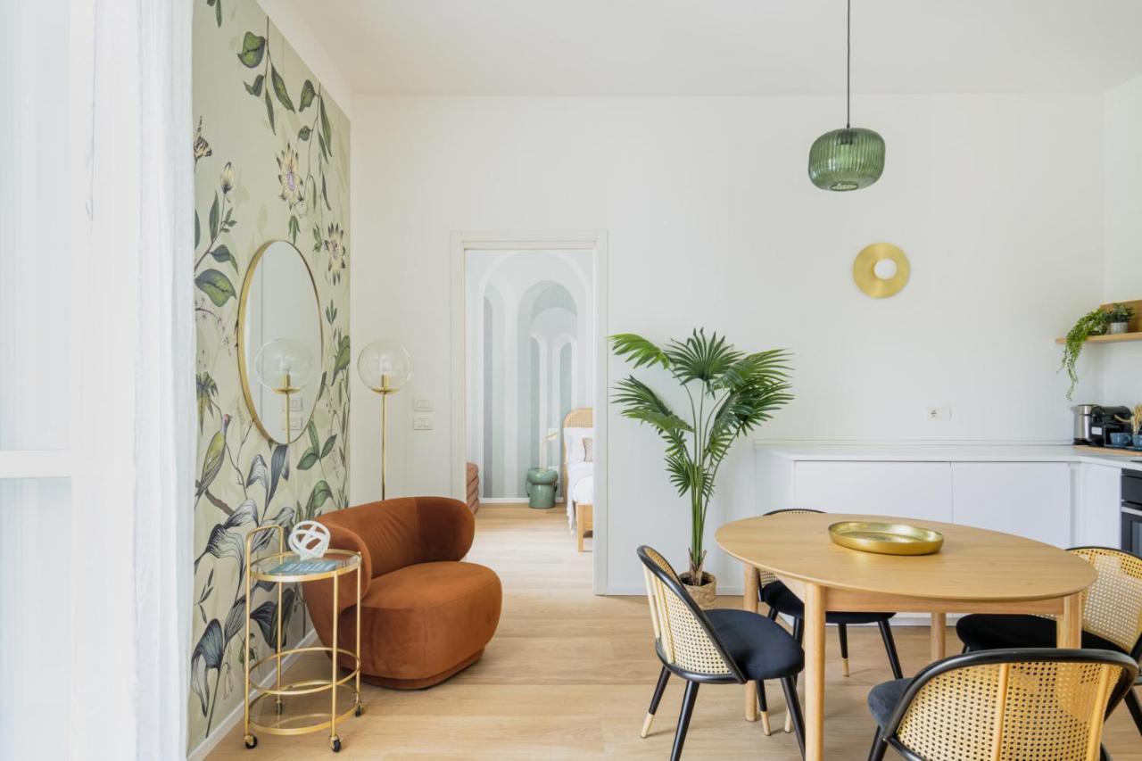 Easylife - Romantico Appartamento Sui Navigli Milão Exterior foto