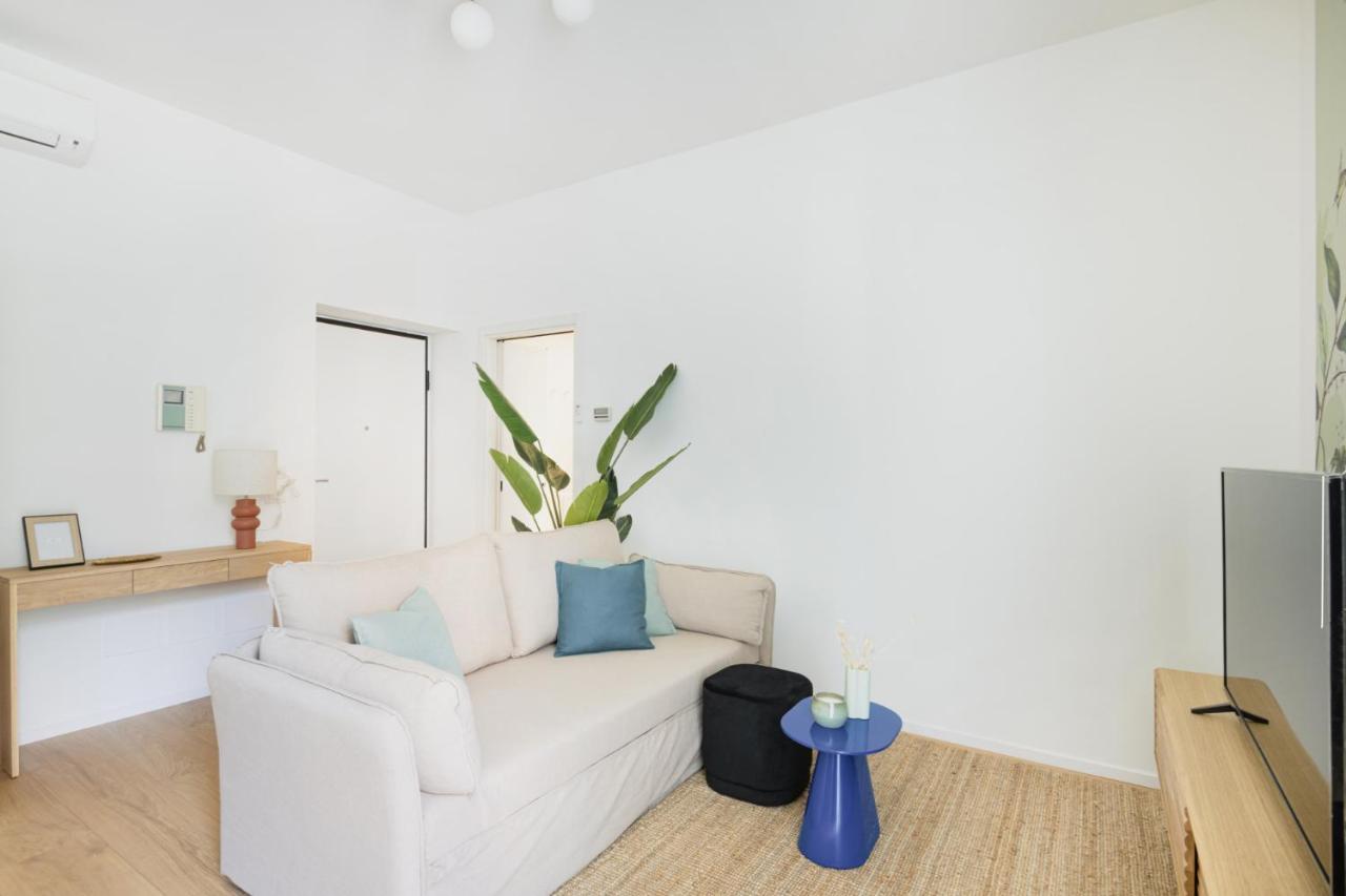 Easylife - Romantico Appartamento Sui Navigli Milão Exterior foto