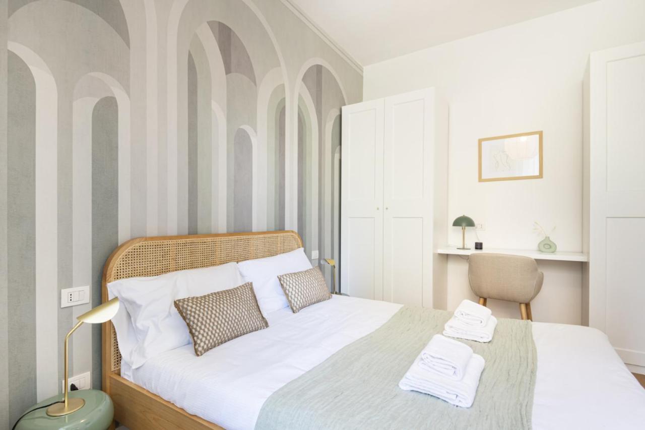 Easylife - Romantico Appartamento Sui Navigli Milão Exterior foto